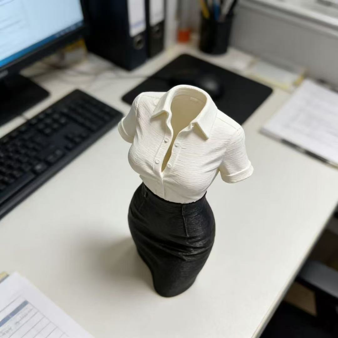3d Printed Sexy Office Lady Bo - Badminton Live recension och pris